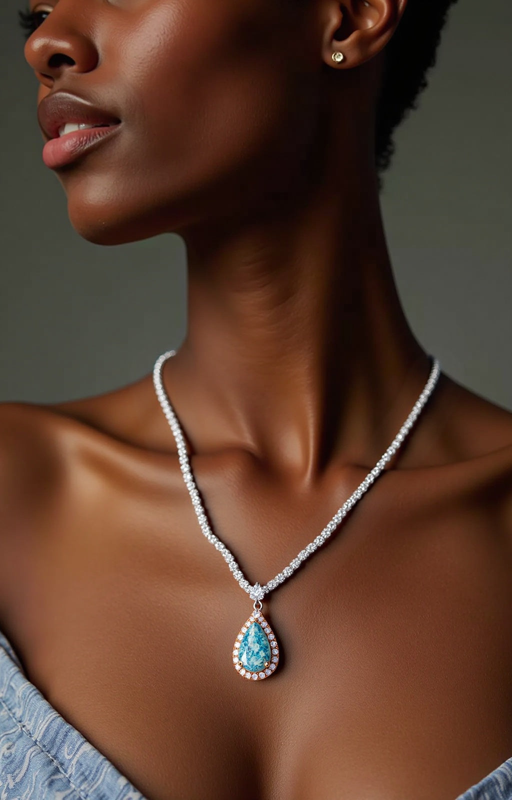 Aura of Elegance Collection Pear-shaped Aquamarine and Diamond Pedant